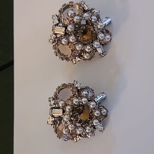 Schreiner NY Seeded Pearl Smoke and Clear Stones